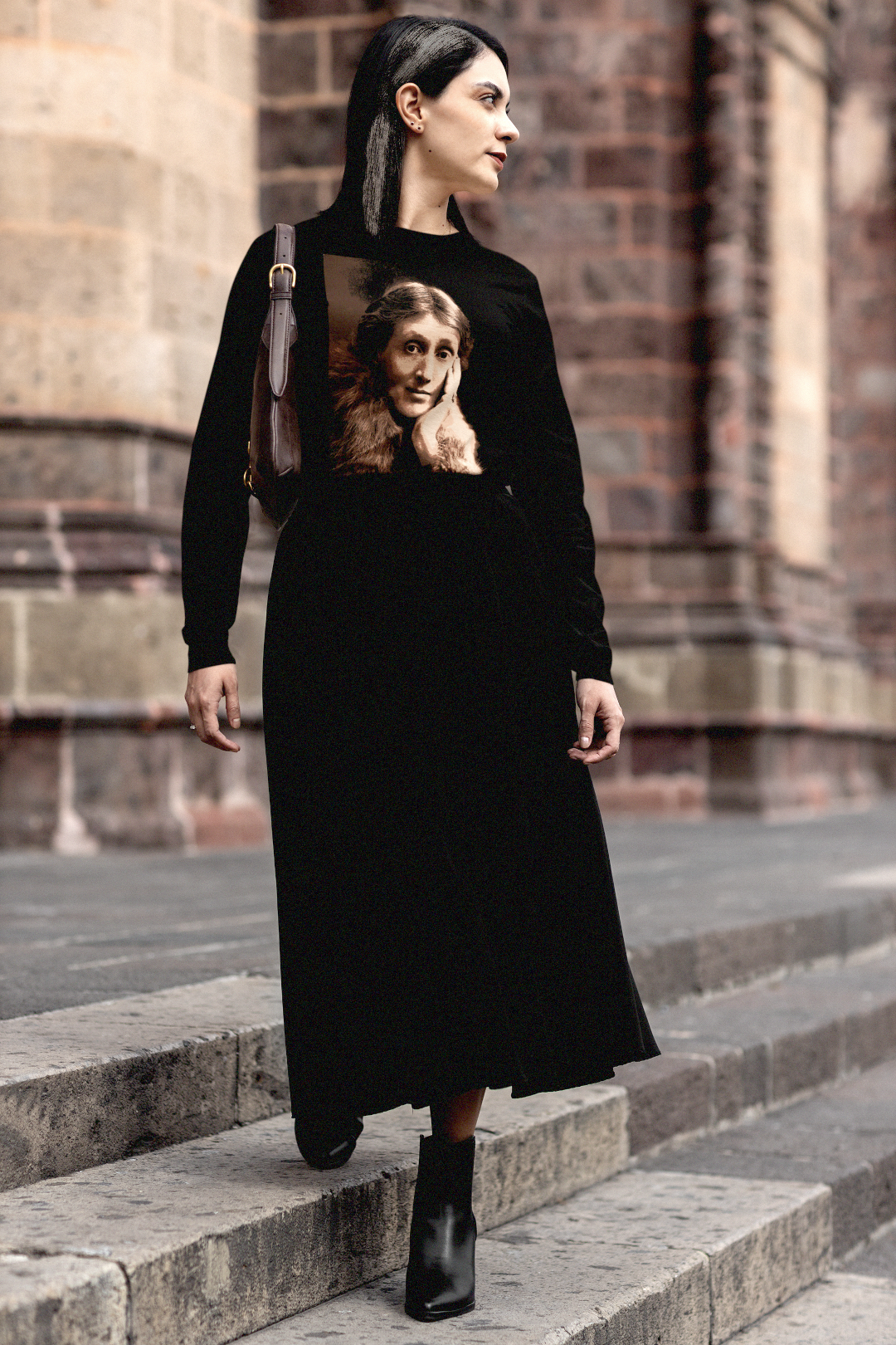 Virginia Woolf | sepia | Long Sleeve Jersey